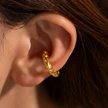 Load image into Gallery viewer, SLOANE | ear cuff
